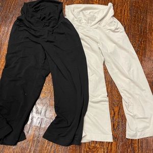 Super soft maternity sweats. Old Navy. Size L. Not sold separately.